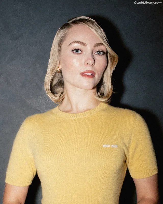 AnnaSophia Robb photo 21 of 766