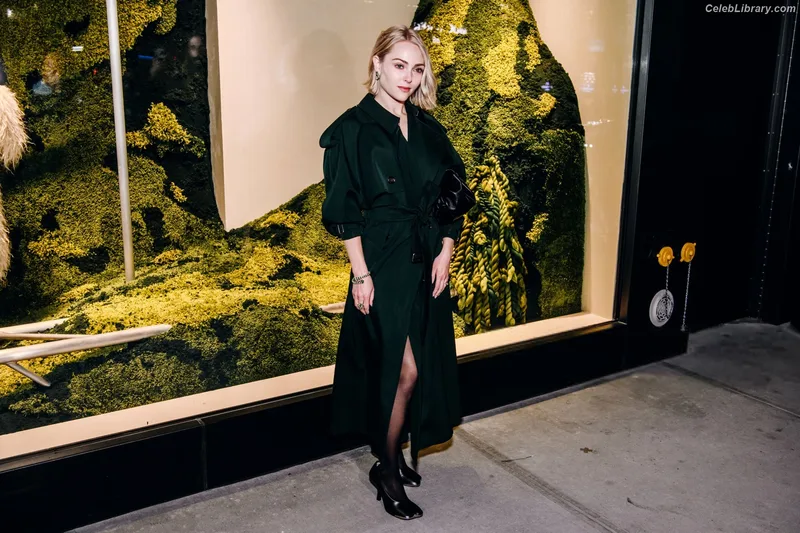 AnnaSophia Robb photo 11 of 766