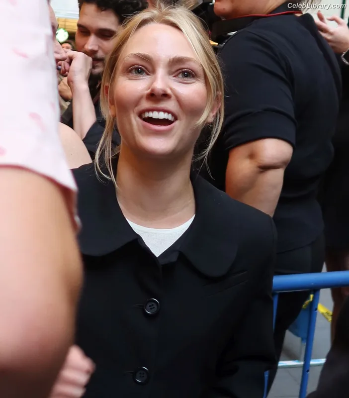 AnnaSophia Robb photo 10 of 766