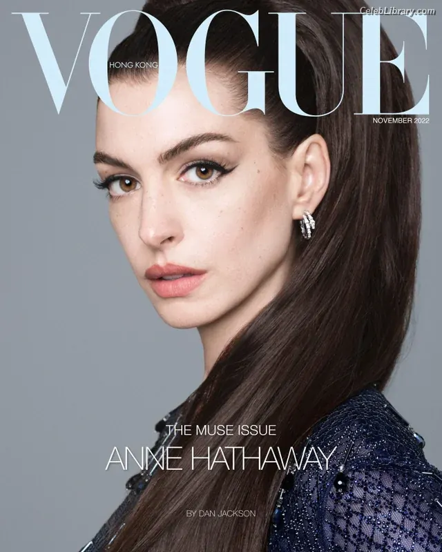 Anne Hathaway photo 3 of 1532