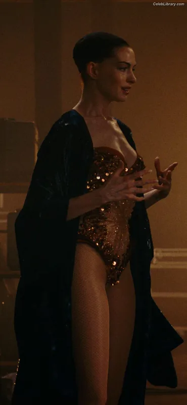 Anne Hathaway photo 18 of 1533