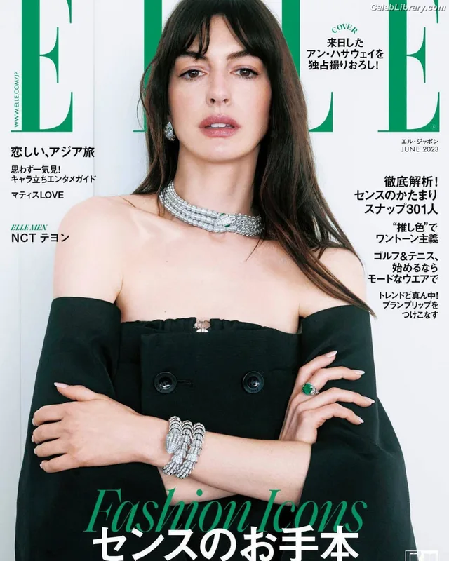 Anne Hathaway photo 15 of 1533