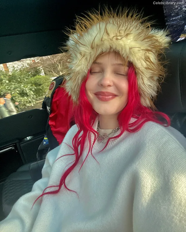 Annemarie photo 7 of 341