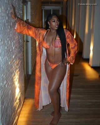 Anriel Howard photo 3 of 31