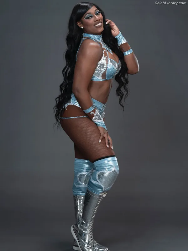 Anriel Howard photo 13 of 32