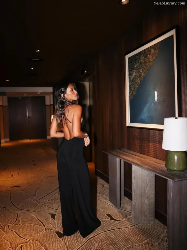 Antonela Roccuzzo photo 23 of 95