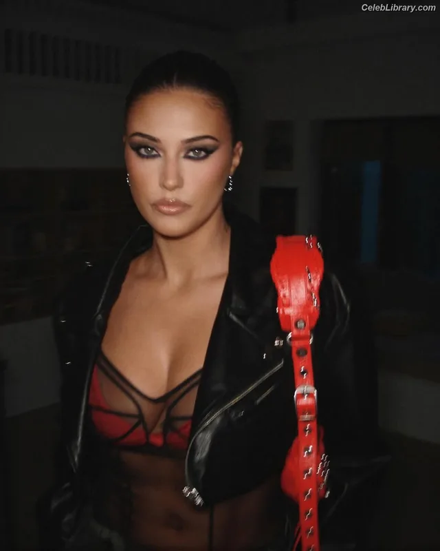 Antonia Lacobescu photo 6 of 85