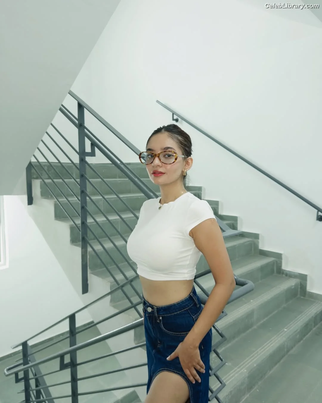 Anushka Sen photo 9 of 254