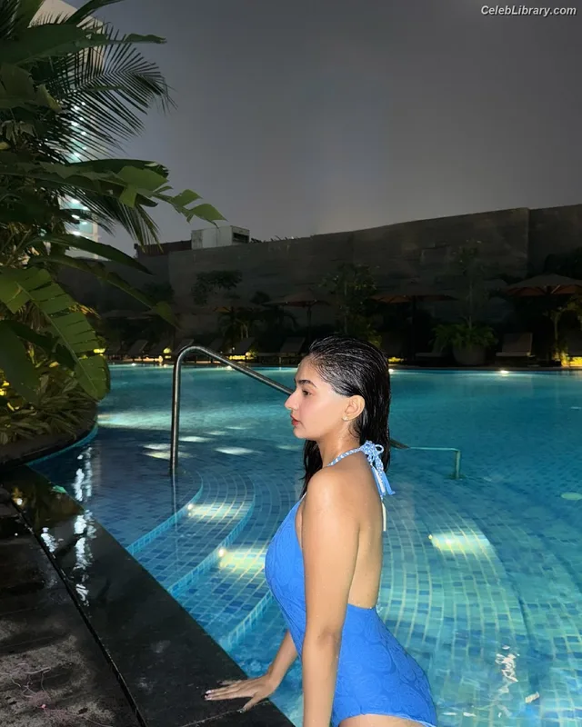 Anushka Sen photo 2 of 255