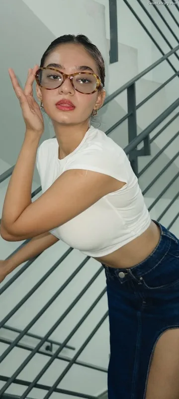 Anushka Sen photo 14 of 255