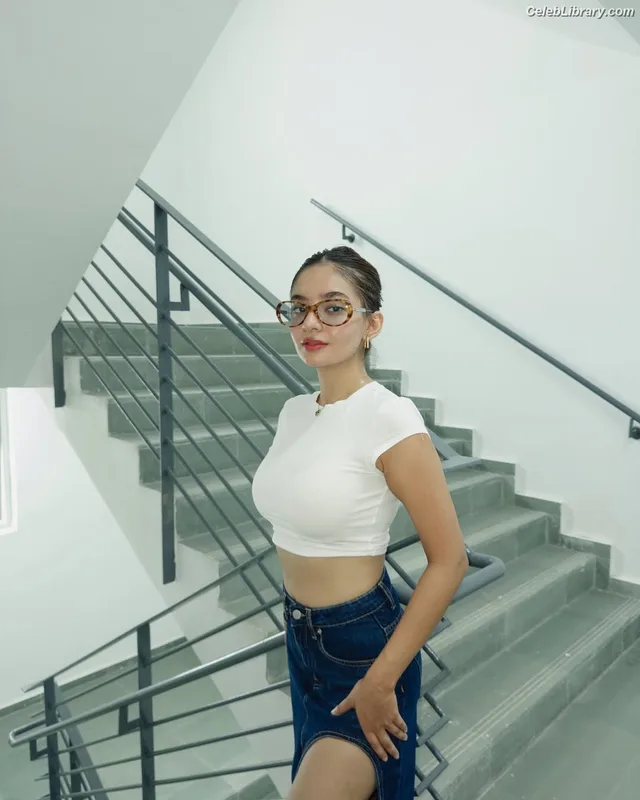 Anushka Sen photo 9 of 255