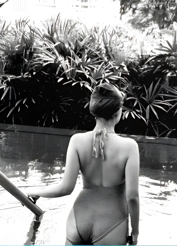 Anushka Sen photo 15 of 255