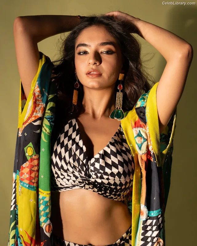 Anushka Sen photo 15 of 255