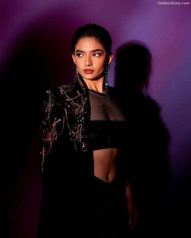 Anushka Sen photo 2 of 255