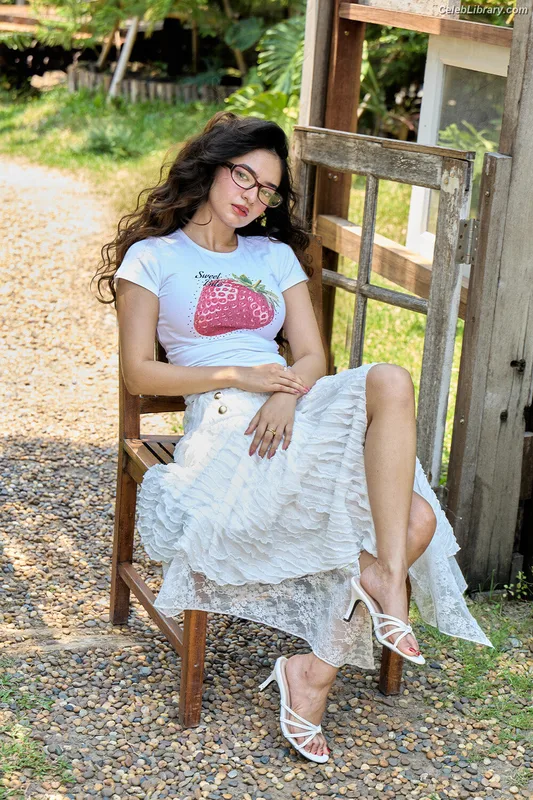Anushka Sen photo 18 of 255