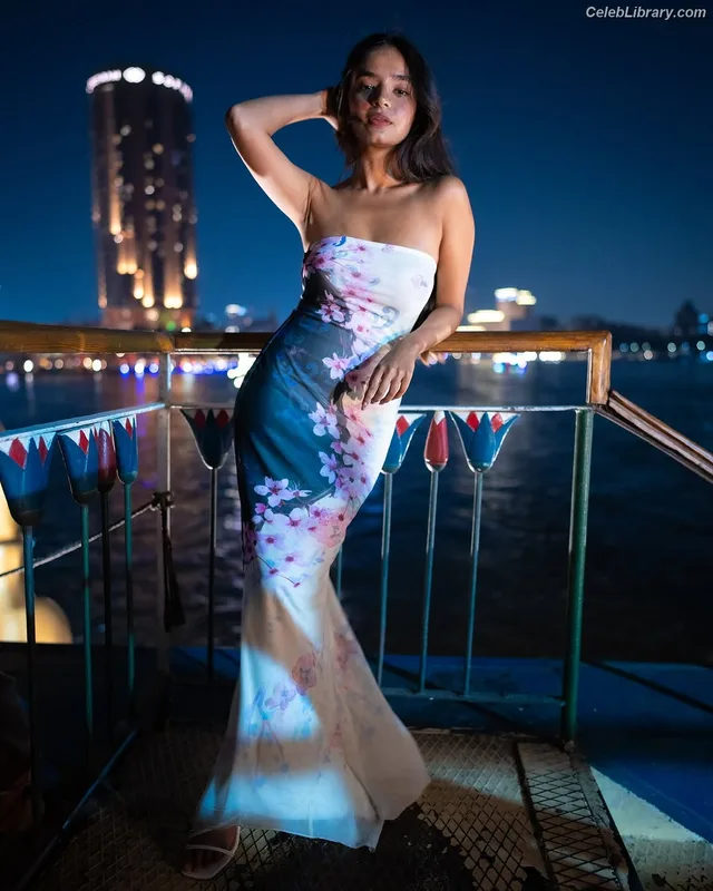 Anushka Sen photo 24 of 255