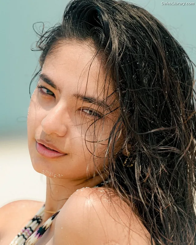 Anushka Sen photo 21 of 255