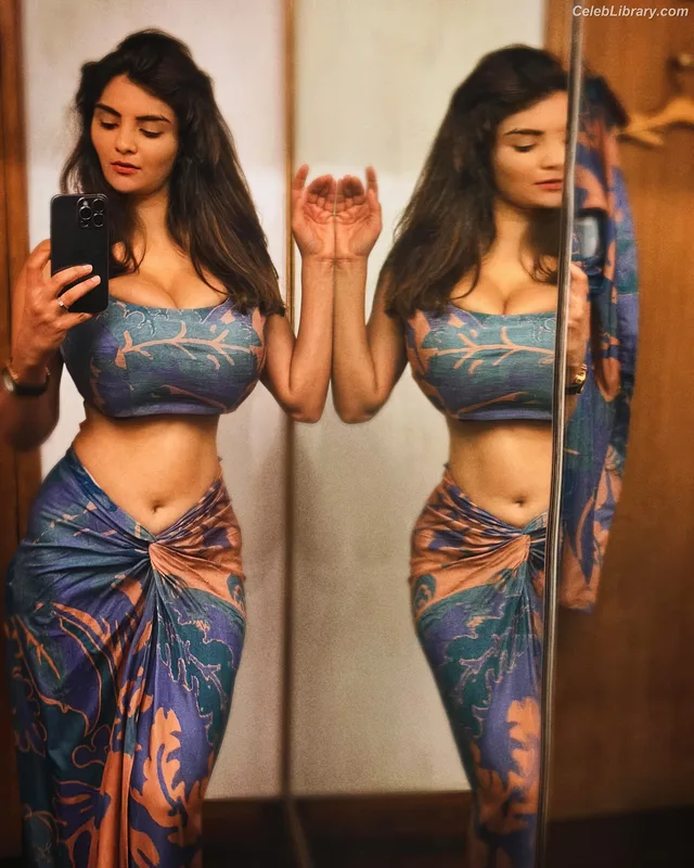 Anveshi Jain photo 16 of 285