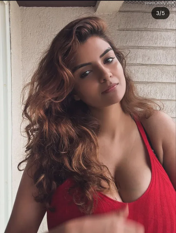 Anveshi Jain photo 6 of 285