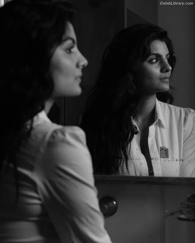 Anveshi Jain photo 17 of 285