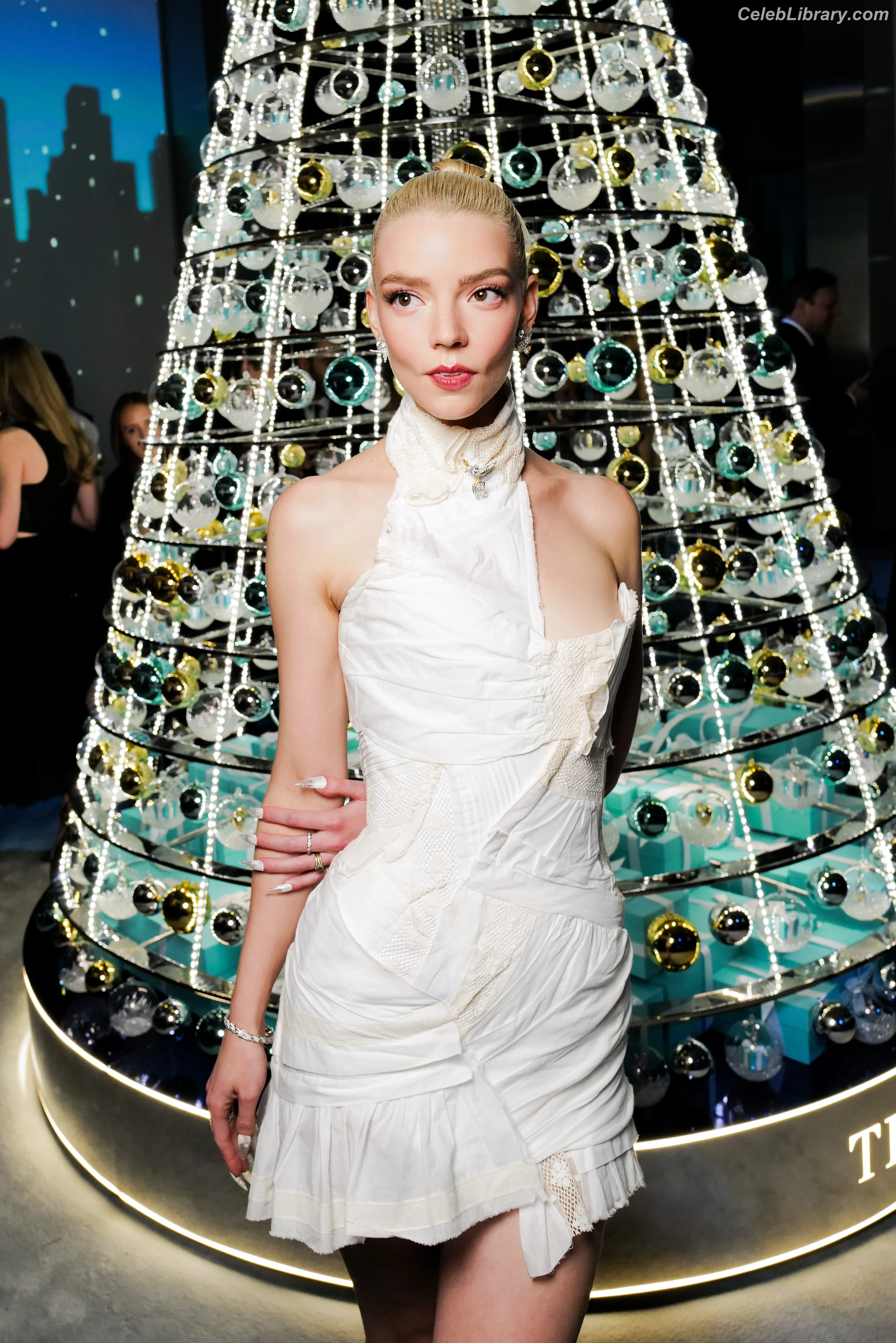 Anya Taylor-Joy photo 5 of 1439