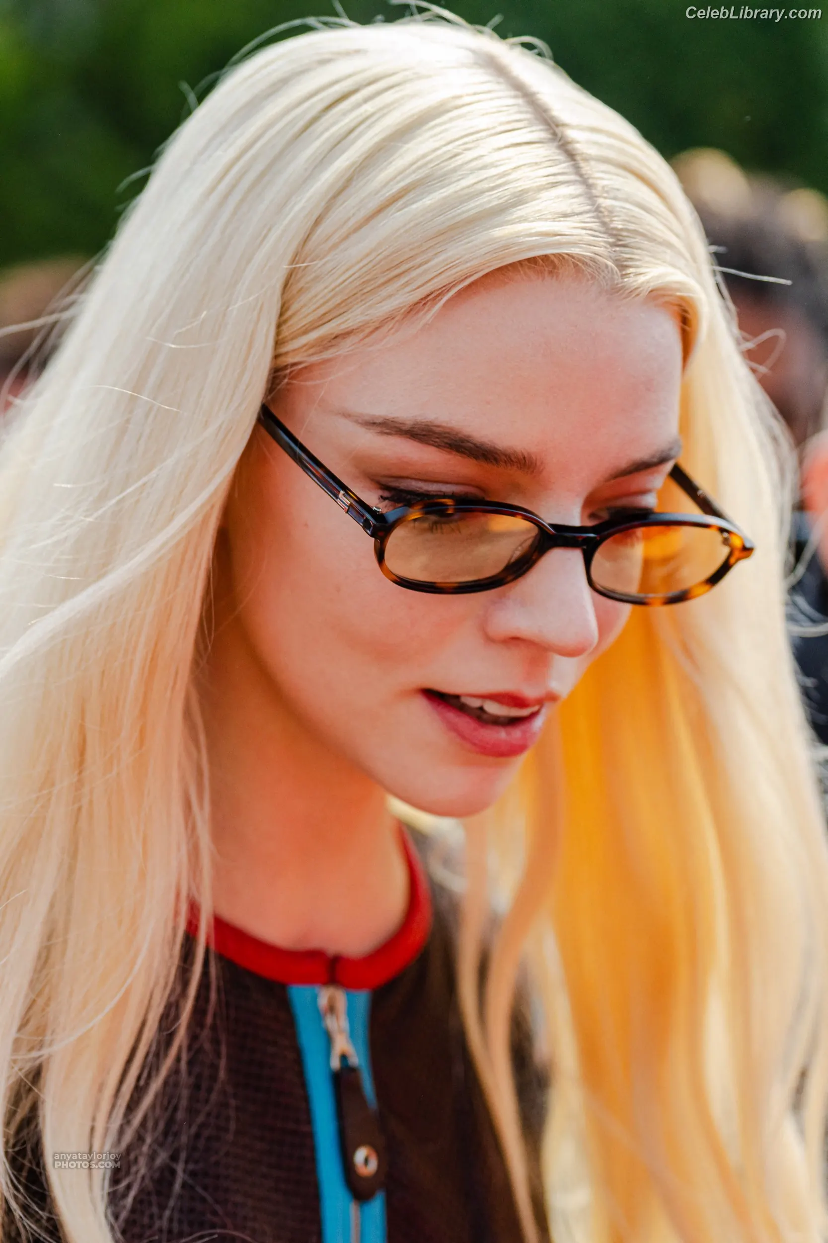 Anya Taylor-Joy photo 13 of 1439