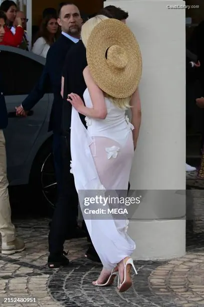 Anya Taylor-Joy photo 7 of 1439
