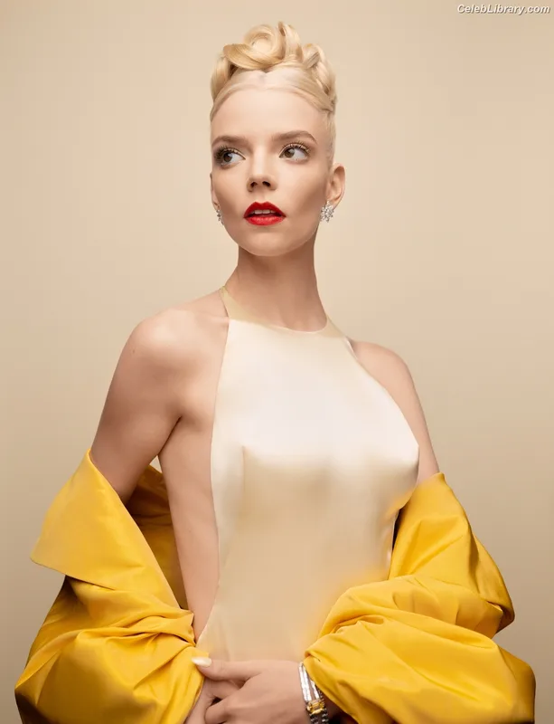 Anya Taylor-Joy photo 12 of 1440
