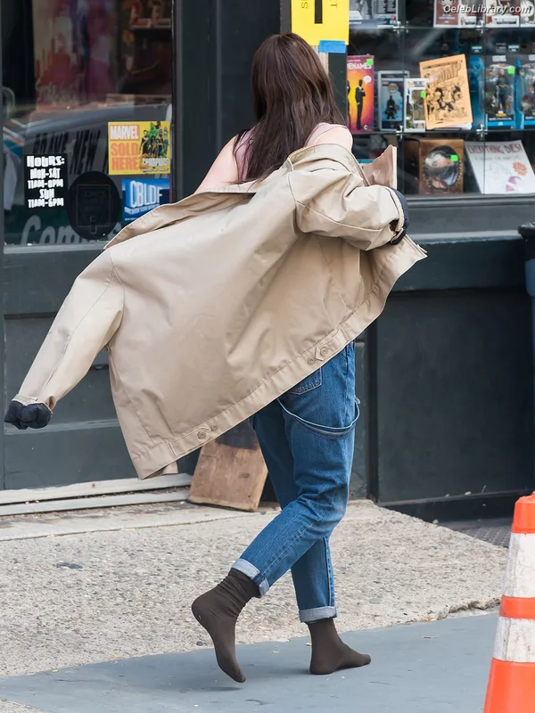 Anya Taylor-Joy photo 14 of 1440