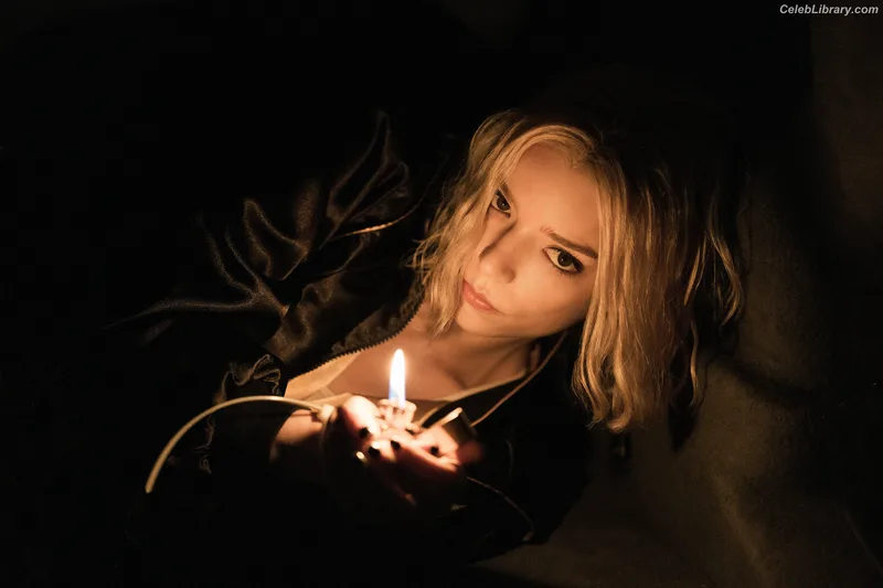 Anya Taylor-Joy photo 1 of 1440