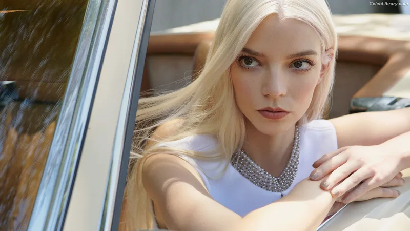 Anya Taylor-Joy photo 22 of 1440