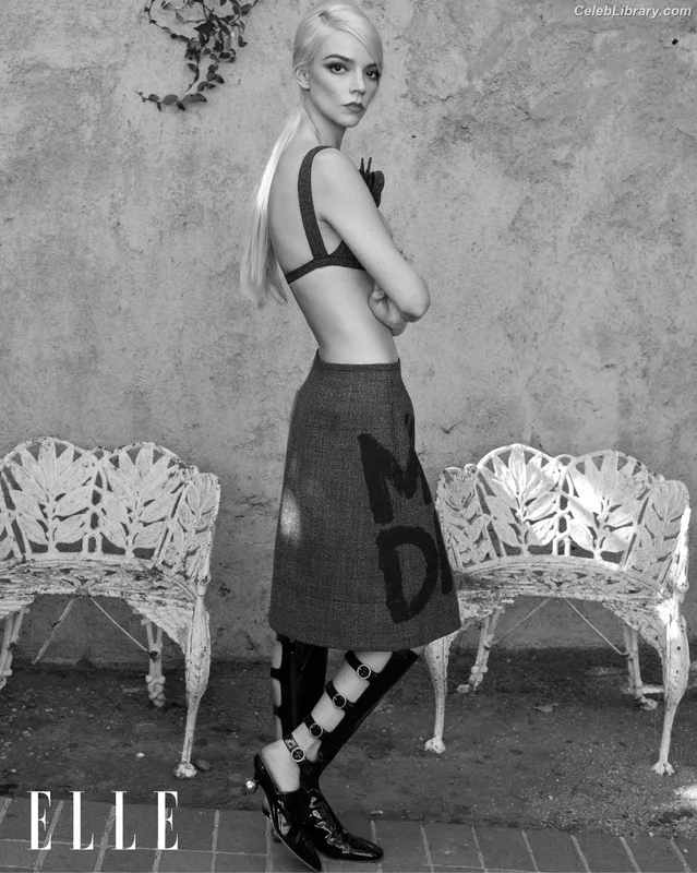 Anya Taylor-Joy photo 1 of 1440