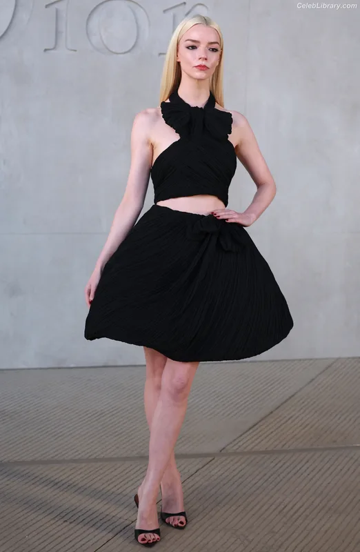 Anya Taylor-Joy photo 21 of 1440