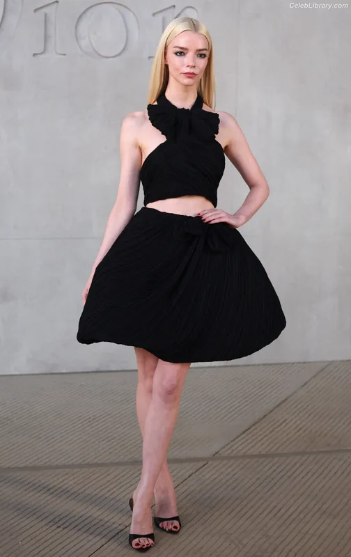 Anya Taylor-Joy photo 24 of 1440