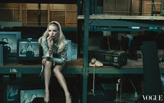 Anya Taylor-Joy photo 19 of 1440