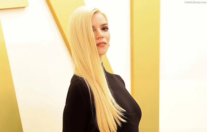 Anya Taylor-Joy photo 20 of 1440