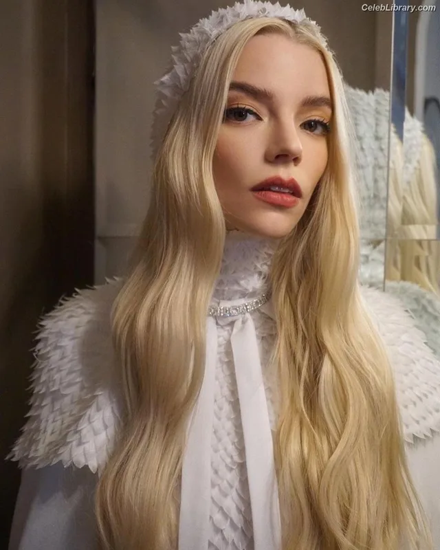 Anya Taylor-Joy photo 8 of 1440