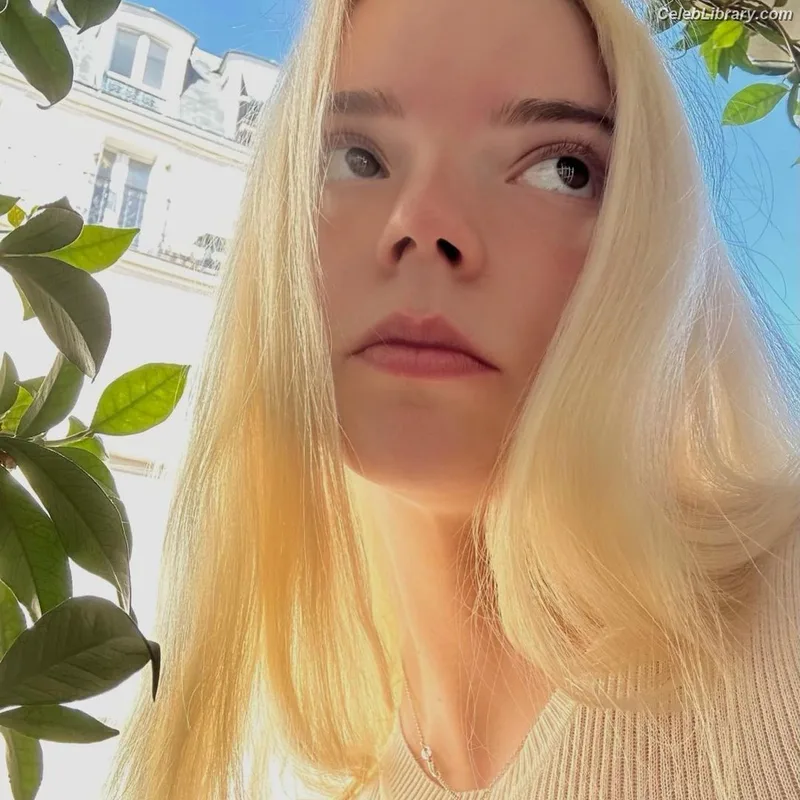 Anya Taylor-Joy photo 14 of 1440