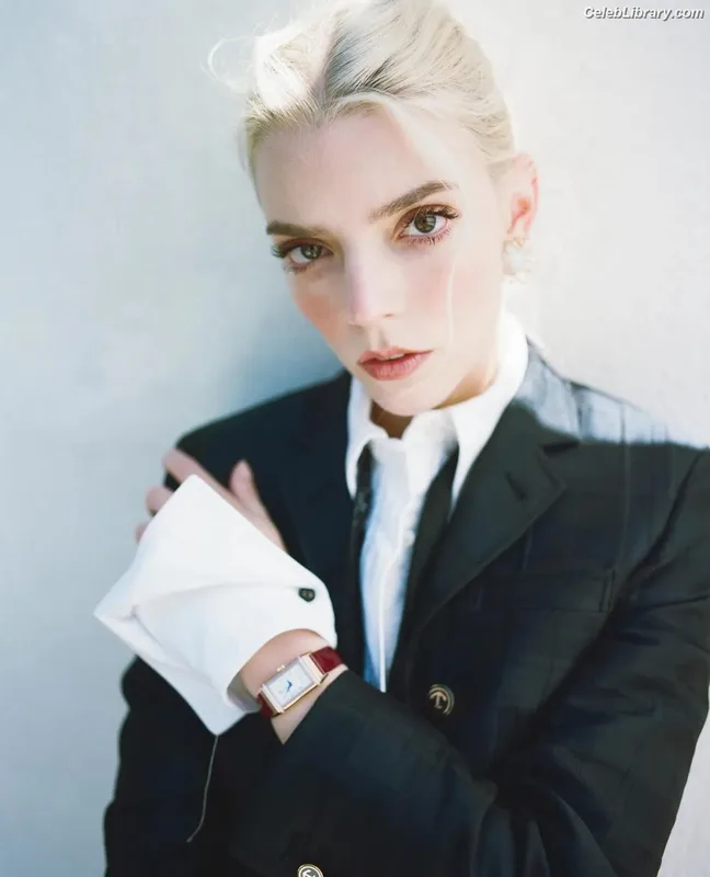 Anya Taylor-Joy photo 19 of 1440