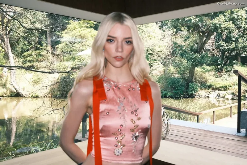 Anya Taylor-Joy photo 12 of 1440