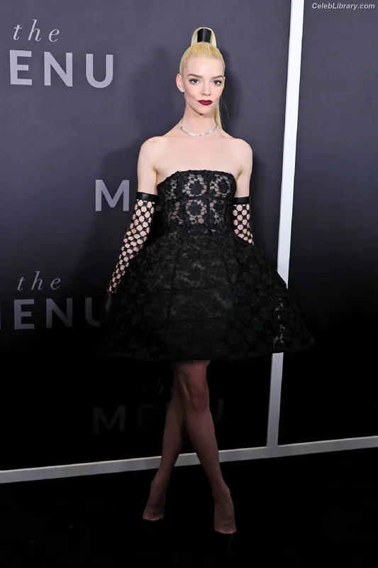 Anya Taylor-Joy photo 6 of 1440