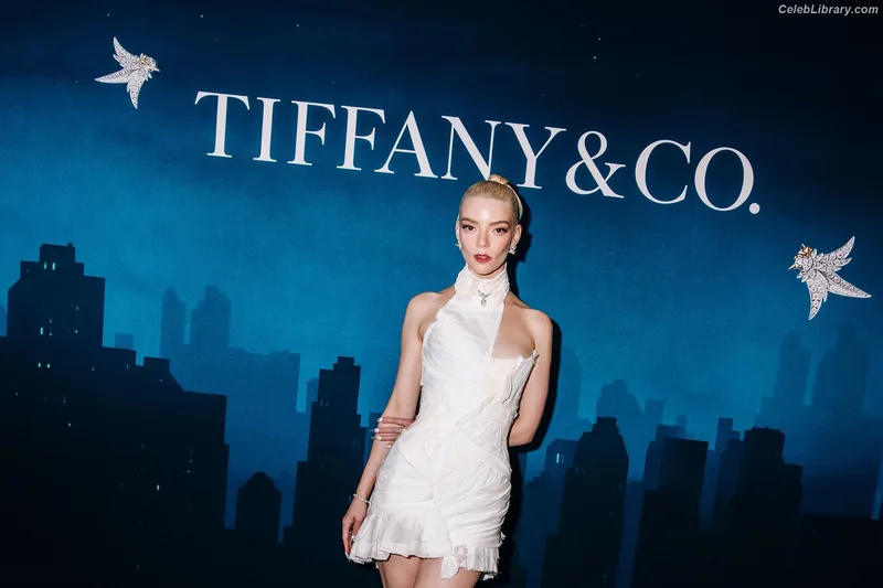 Anya Taylor-Joy photo 8 of 1440