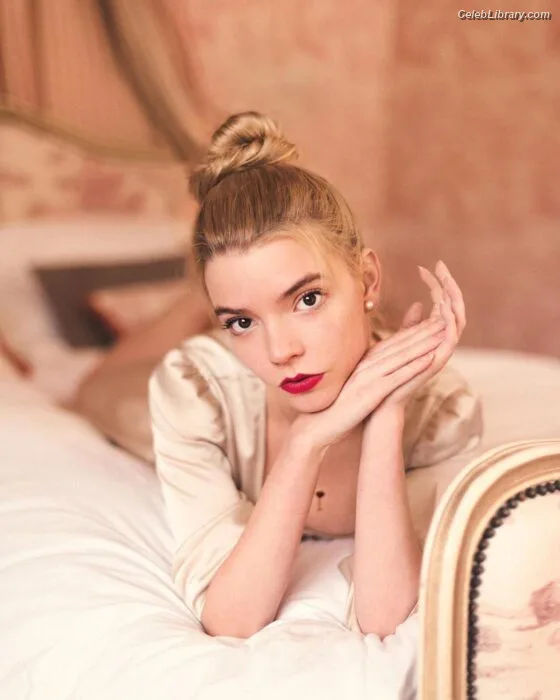 Anya Taylor-Joy photo 14 of 1440
