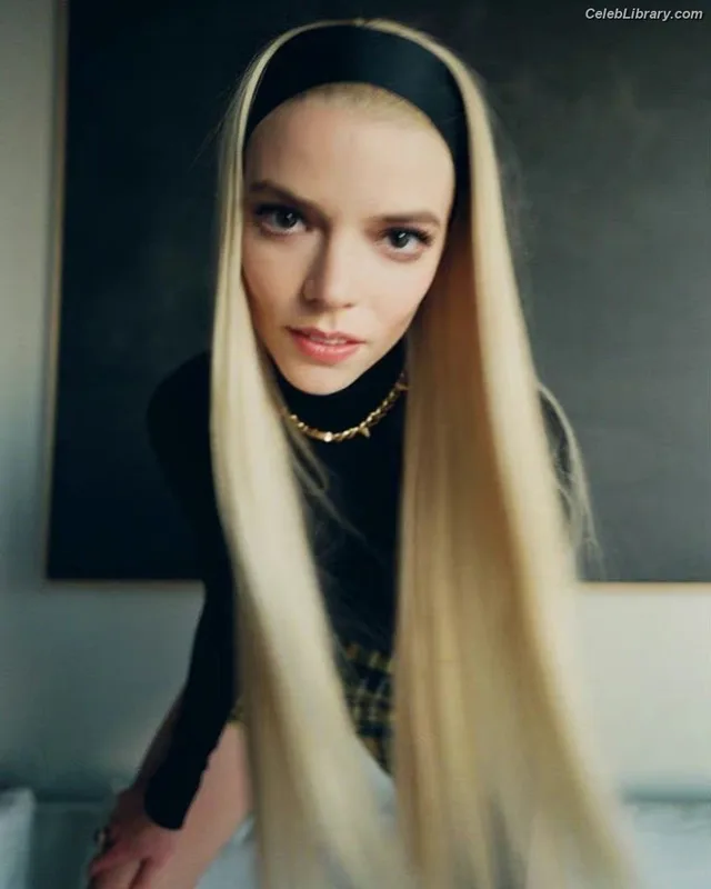 Anya Taylor-Joy photo 12 of 1440