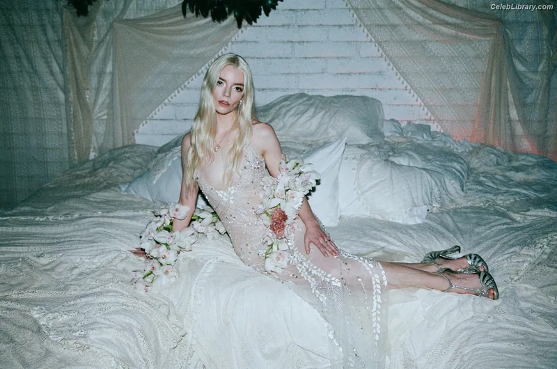 Anya Taylor-Joy photo 22 of 1440