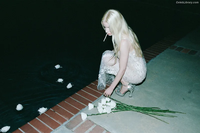 Anya Taylor-Joy photo 24 of 1440