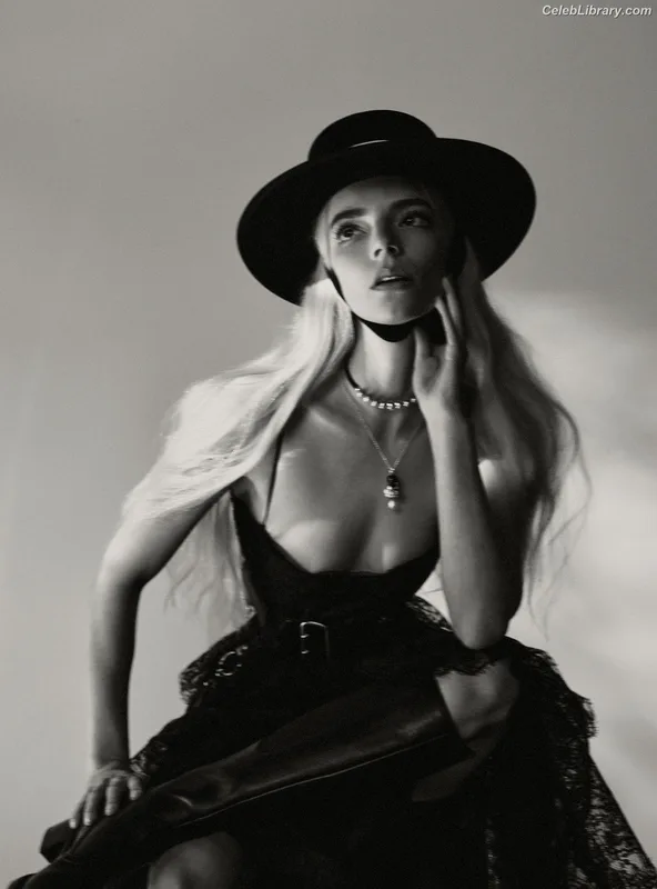 Anya Taylor-Joy photo 17 of 1440