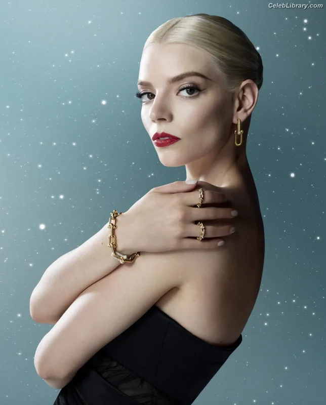 Anya Taylor-Joy photo 4 of 1440