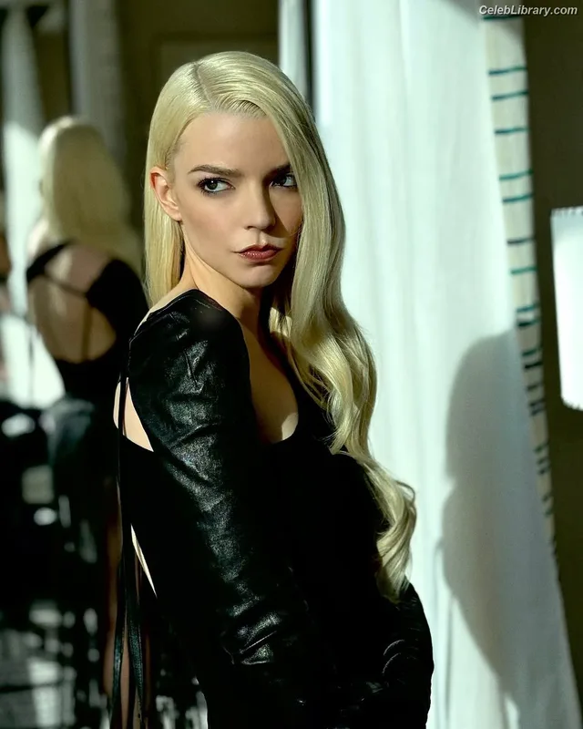 Anya Taylor-Joy photo 18 of 1440