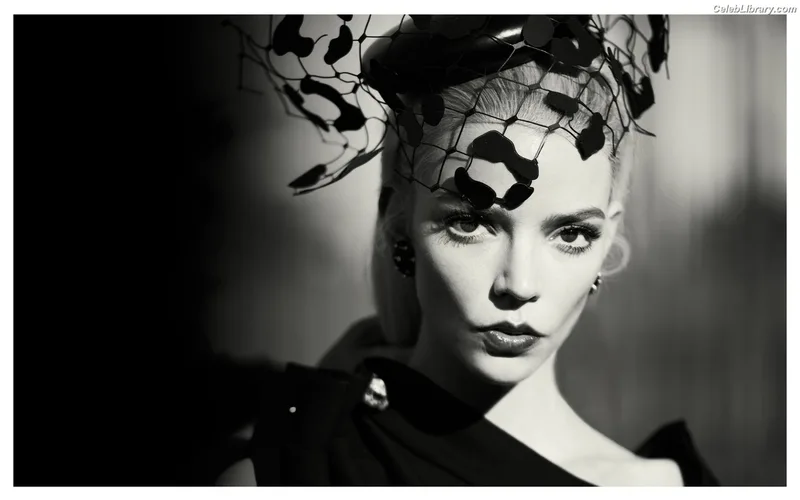 Anya Taylor-Joy photo 4 of 1440